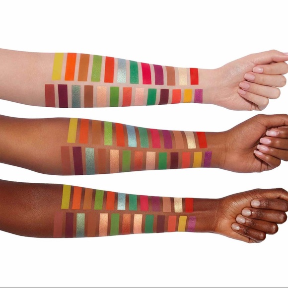 NORVINA Pro Pigment Eyeshadow Palette Vol. 3 - Picture 3 of 5